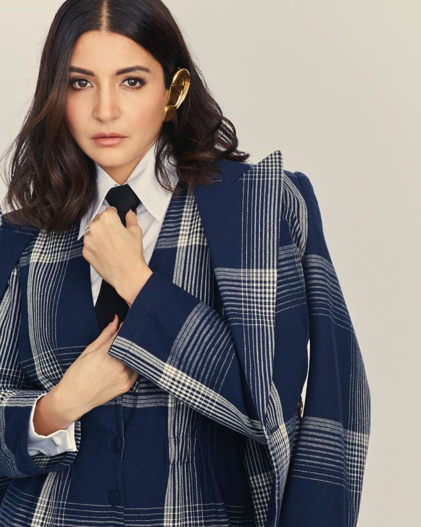 Bollywood actress anushka sharma modelling photoshoot