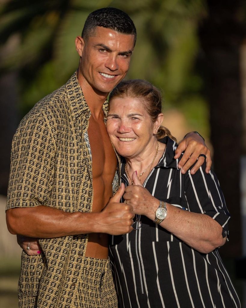 Cristiano Ronaldo Height Age Girlfriend Wife Family Biography 2