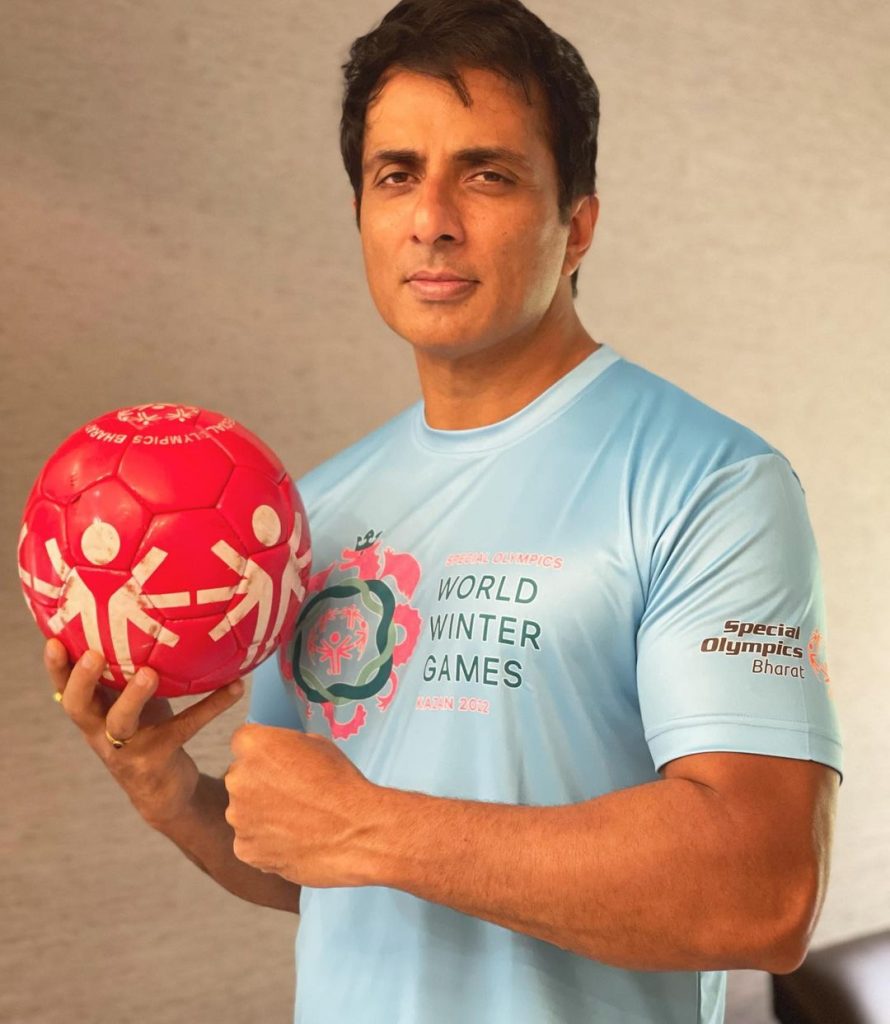 Sonu Sood Height Age Wife Children Family Biography More
