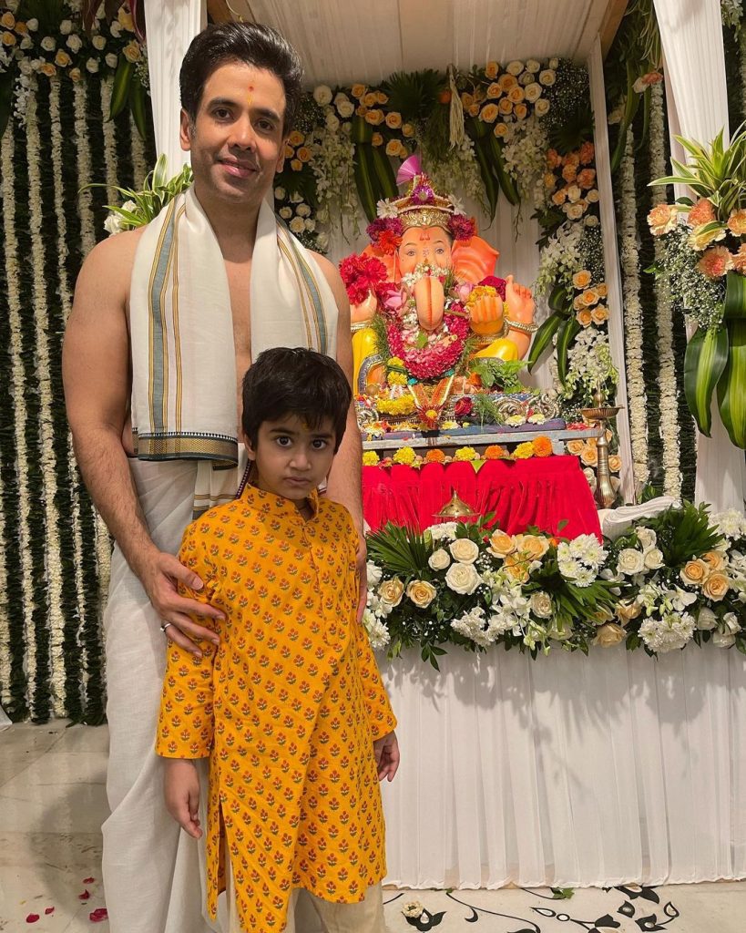Tusshar Kapoor Age Height Girlfriend Wife Family Biography