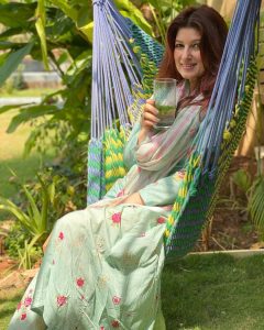 Twinkle Khanna Height Age Husband Boyfriend Children Biography More