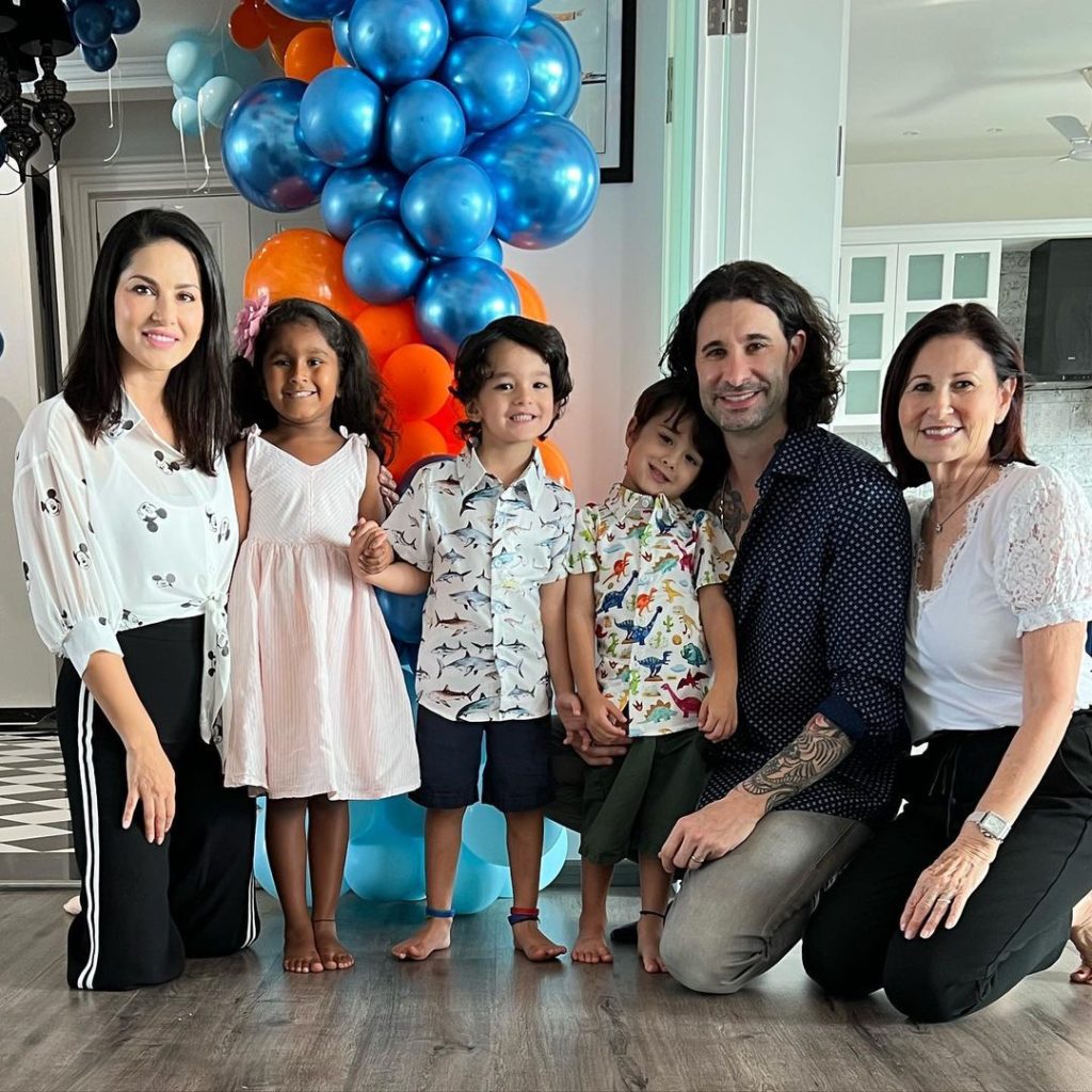 sunny leone family pic with her husband and kids